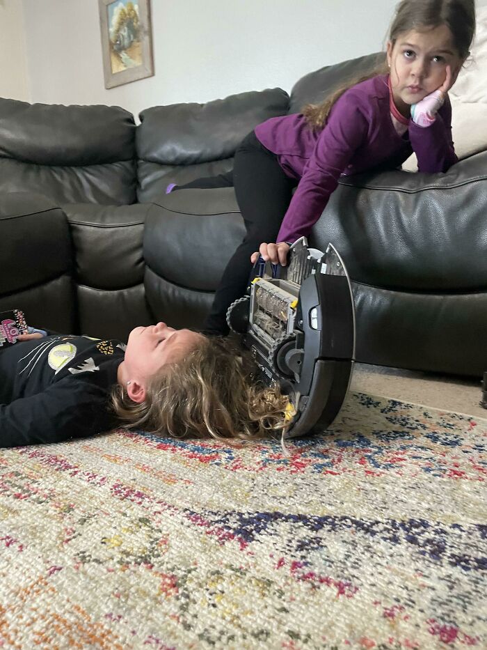 My Little Sister vs. The Roomba