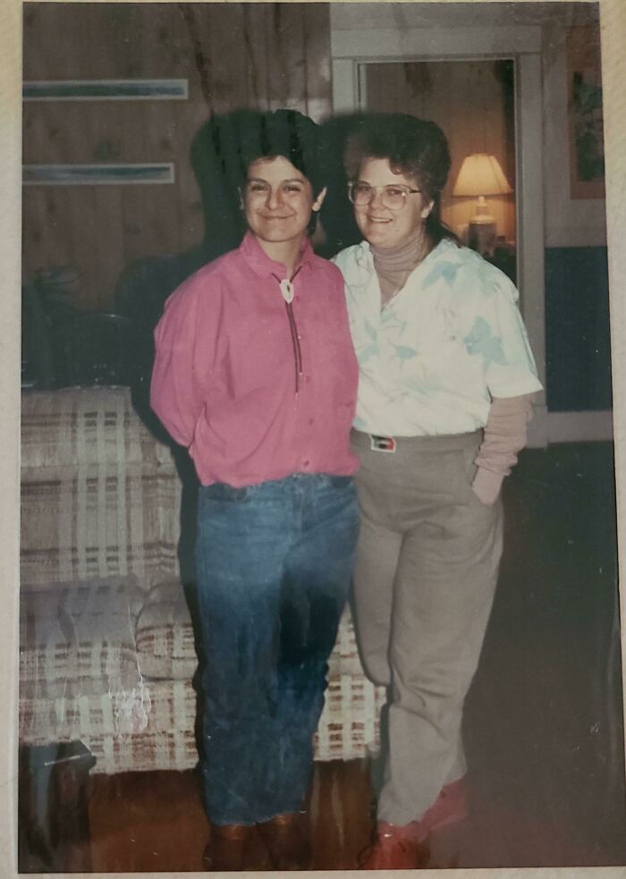 Mi tía Pat y su “compañera de piso”, 1986