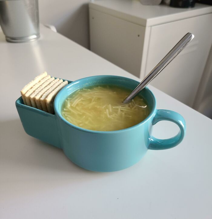 This Soup Bowl That Also Holds Crackers