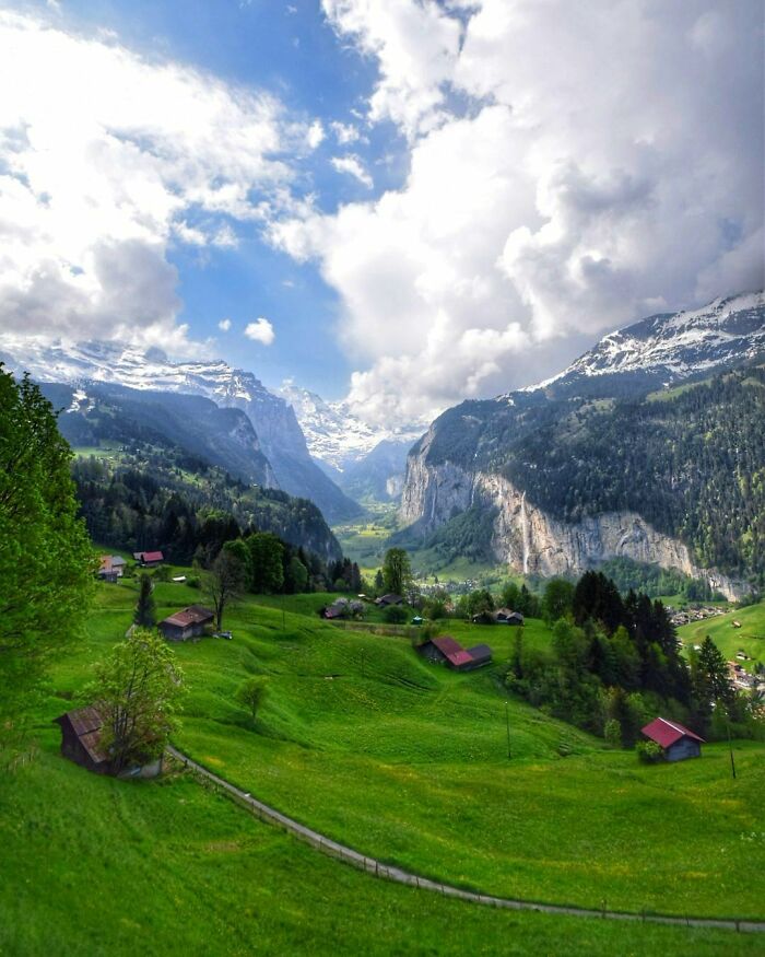 I Heard This Place Had Stunning Views But I Just Wasn't Prepared For This. My Jaw Dropped. Lauterbrunnen, Switzerland