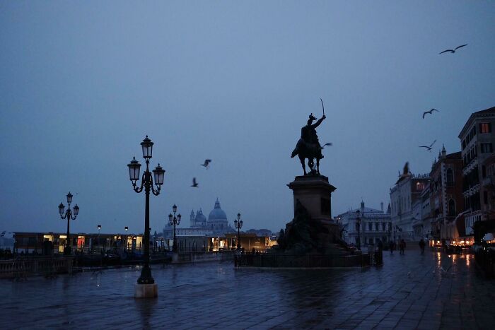 Celebrated New Year In Venice And Went For A Walk At 7am On January 1st