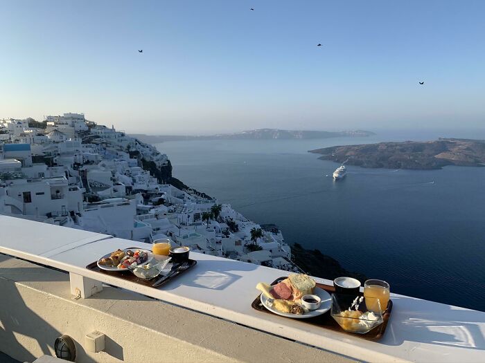 Pre-Covid Breakfast In Santorini