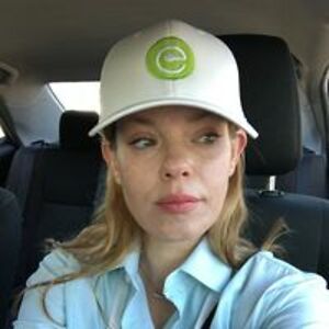 nicolemilleraz avatar