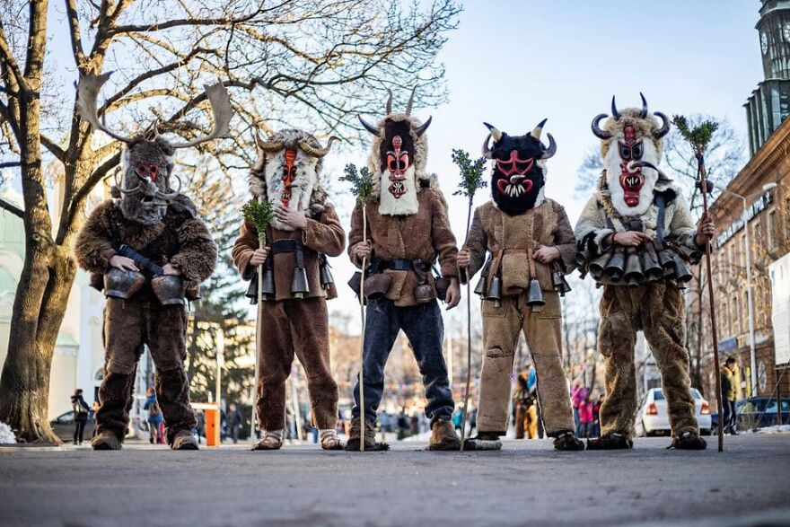 "Kukerstvo": Bulgarian Traditions And Customs (6 Pics) "Kukerstvo": Bulgarian Traditions And Customs (6 Pics)