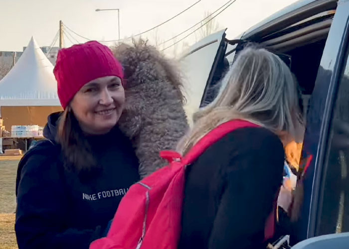 11-Year-Old Boy Who Traveled 600 Miles From Ukraine To Slovakia With Only A Phone Number On His Hand Reunites With His Mother 11-Year-Old Boy Who Traveled 600 Miles From Ukraine To Slovakia With Only A Phone Number On His Hand Reunites With His Mother