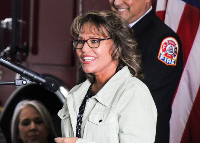 Teen Mows Lawns And Scraps Metal For Months To Save $10k And Finance A Baby Box, Which Already Saved 15 Lives Teen Mows Lawns And Scraps Metal For Months To Save $10k And Finance A Baby Box, Which Already Saved 15 Lives