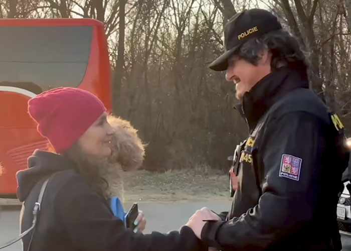 11-Year-Old Boy Who Traveled 600 Miles From Ukraine To Slovakia With Only A Phone Number On His Hand Reunites With His Mother 11-Year-Old Boy Who Traveled 600 Miles From Ukraine To Slovakia With Only A Phone Number On His Hand Reunites With His Mother
