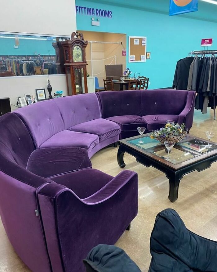 "Found This Gorgeous Couch While Thrifting The Other Day. For $200 It’ll Look Amazing In Someone’s Home. Sadly Couldn’t Come Home With Me Cus Of Space 🙁."