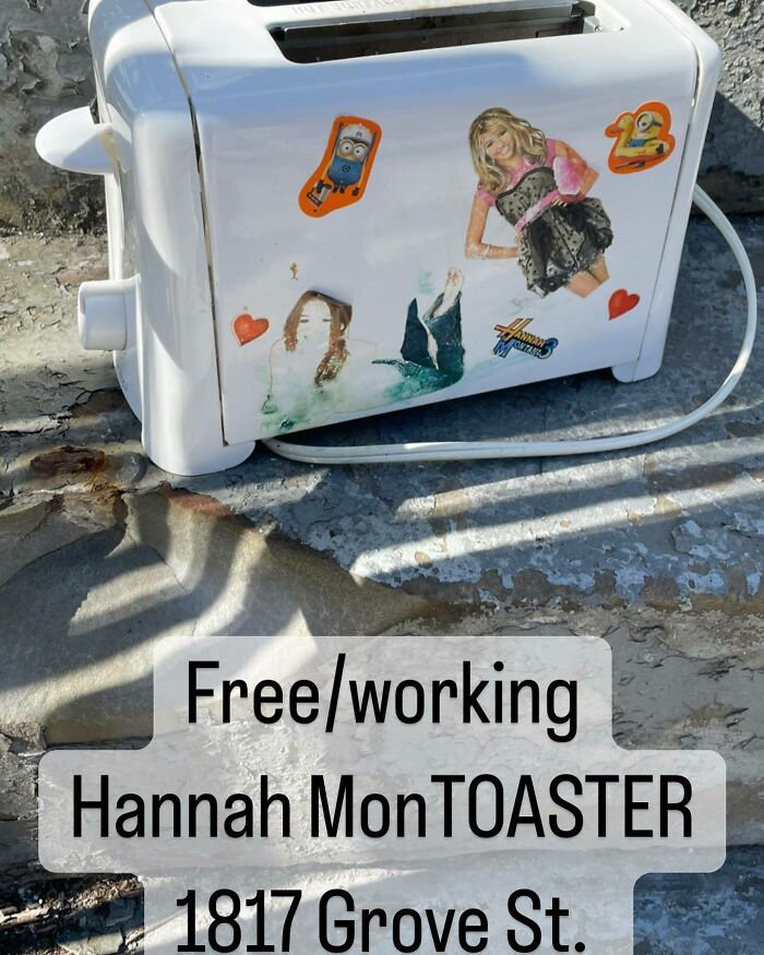 Hannah Montana Toaster. Because Of Course