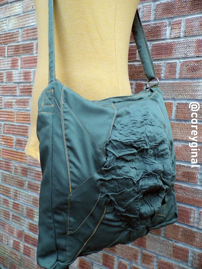 I Make Bags That Look Kind Of Haunted (13 Pics)