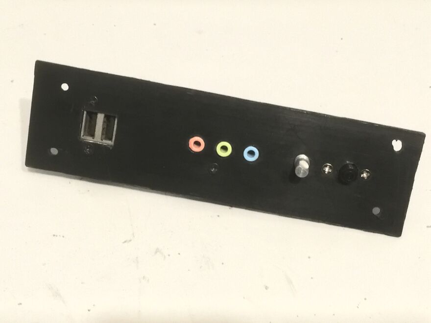 How I Re-Built My Car Radio Instead Of Turning It Into E-Waste How I Re-Built My Car Radio Instead Of Turning It Into E-Waste