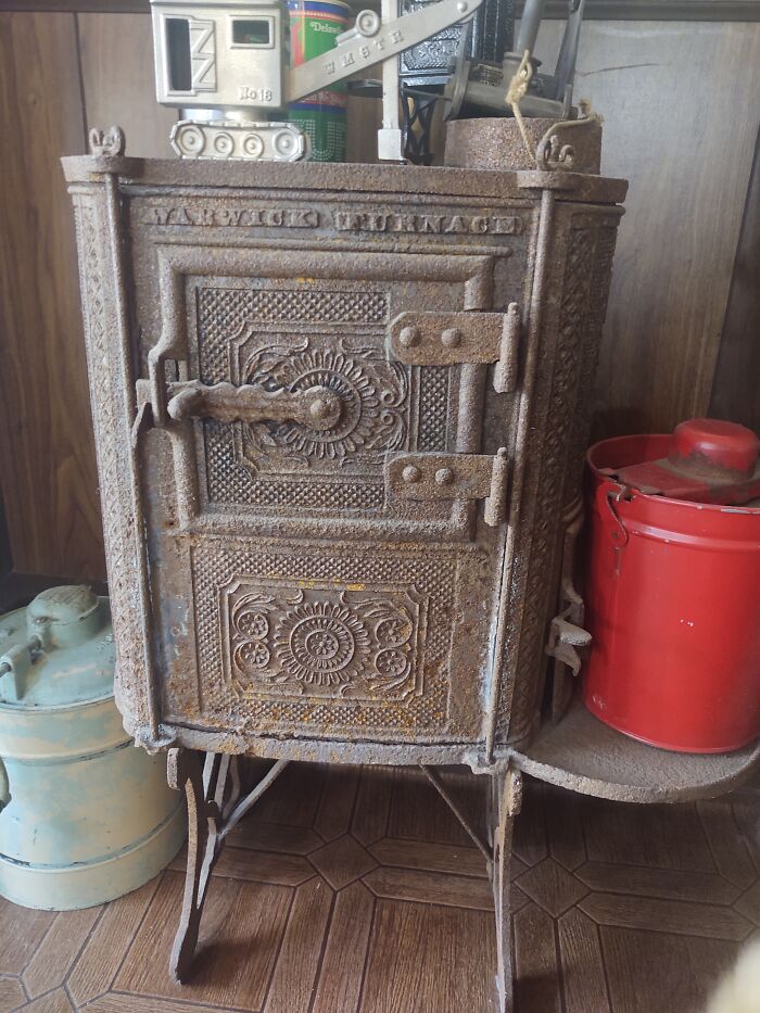 1760s Ten Plate Stove