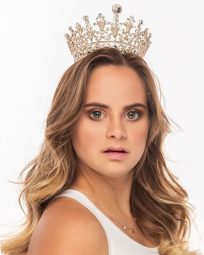 24-Year-Old Model Accomplishes Her Dream Of Becoming Victoria's Secret's First Model With Down Syndrome 24-Year-Old Model Accomplishes Her Dream Of Becoming Victoria's Secret's First Model With Down Syndrome