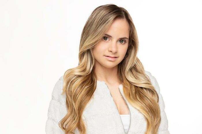 24-Year-Old Model Accomplishes Her Dream Of Becoming Victoria's Secret's First Model With Down Syndrome 24-Year-Old Model Accomplishes Her Dream Of Becoming Victoria's Secret's First Model With Down Syndrome