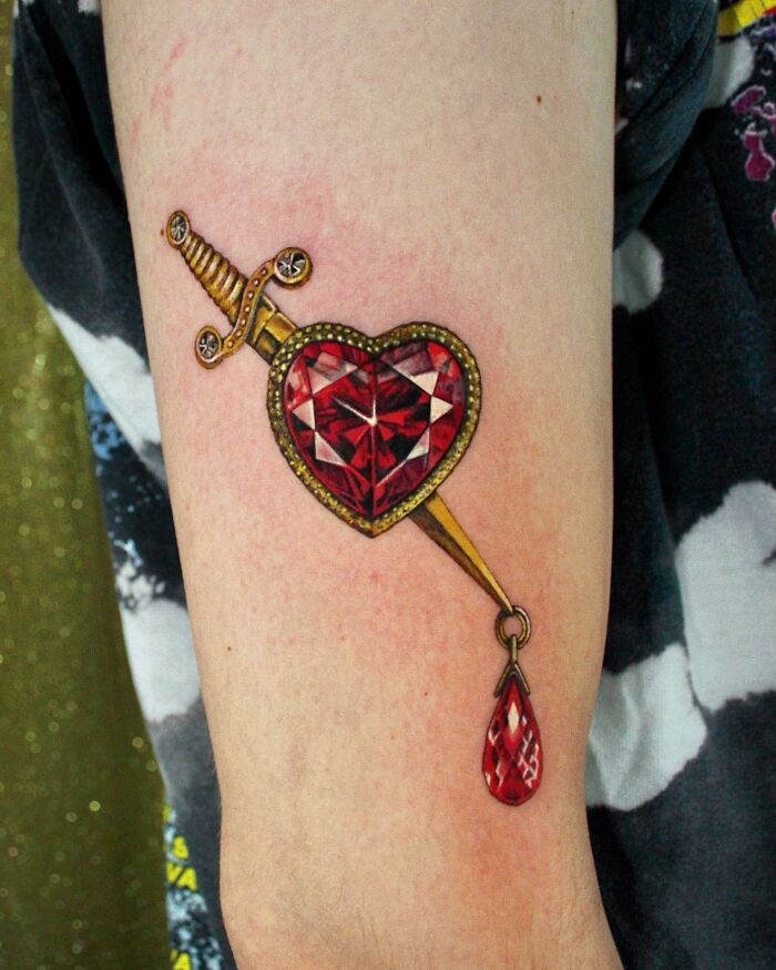 People Go To This Artist For Permanent Jewelry Tattoos 40 Pics  Bored  Panda