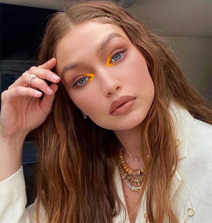 While Celebrities Are Helping Ukraine In Different Ways, Benedict Cumberbatch Is Thinking About Housing Ukrainian Refugees While Celebrities Are Helping Ukraine In Different Ways, Benedict Cumberbatch Is Thinking About Housing Ukrainian Refugees