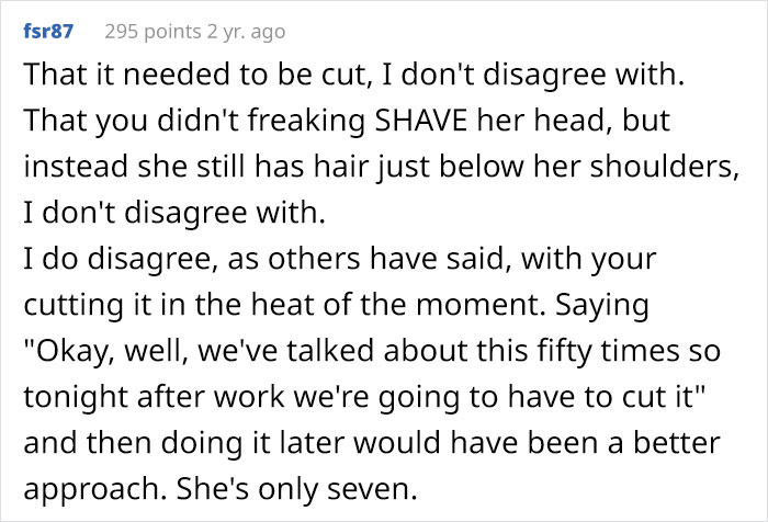 Single Father Cuts Off 7-Year-Old Daughter’s Hair Because She Doesn’t ‘Maintain It’, Asks The Internet If He Did Something Wrong Single Father Cuts Off 7-Year-Old Daughter’s Hair Because She Doesn’t ‘Maintain It’, Asks The Internet If He Did Something Wrong