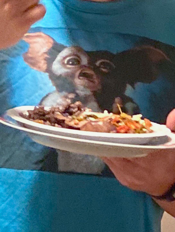 A Few Years Ago My Buddy Got Me A Gremlin Shirt. Today My Girlfriend Got The Perfect Picture Of Me Wearing It