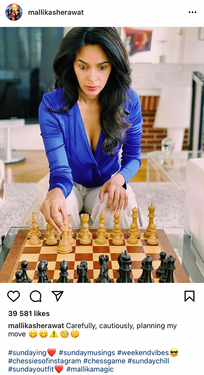 Pretending To Be A Chess Player Without Learning A Single Rule Of The Game