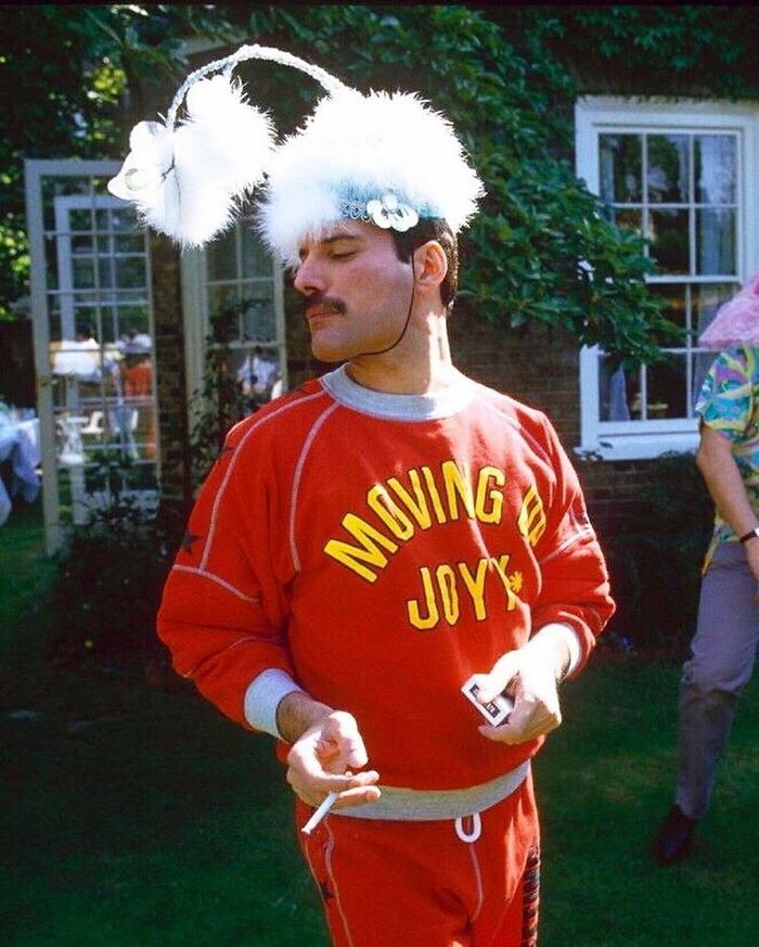 Freddie Mercury’s 40th Birthday, 1986 // Photography By Richard Young