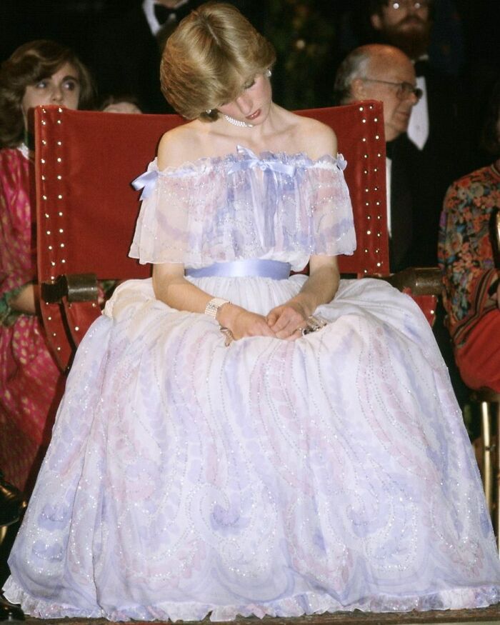 Princess Diana Falls Asleep At A Party At London’s | Victoria And Albert Museum, 1981