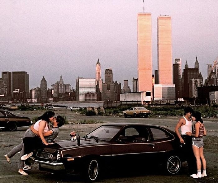 ‘Lovers Lane’ In Downtown Manhattan New Jersey, 1983. Photo By Thomas Hoepker