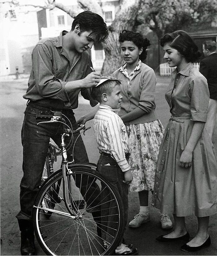Elvis Presley Stopping To Sign Autographs For Fans | Germany, 1959