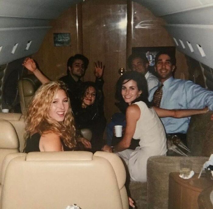 One Of The Earlier Photos Taken Of The ‘Friends’ Cast, While On A Private Jet To | Las Vegas, 1994
