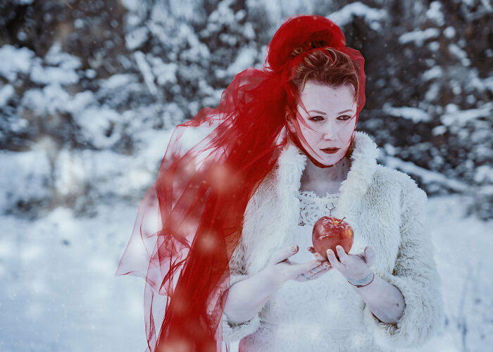 I Saw A Banished Queen While Wandering The Forest: Story Told By My Eastern European Grandmother (6 Pics)