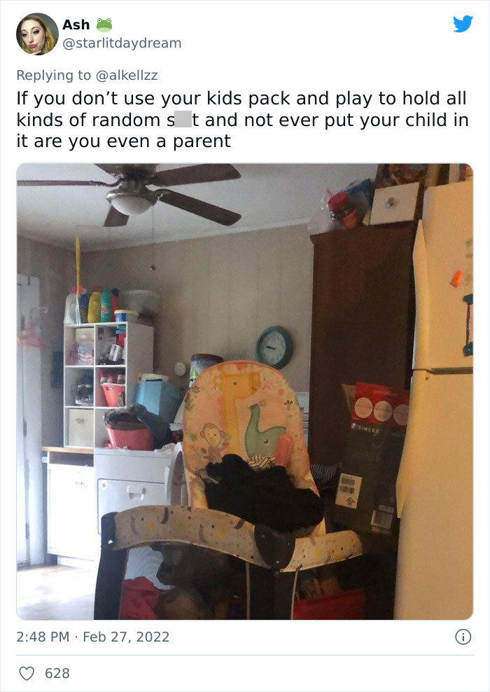 Mom Asked Parents To Post Honest And Unstaged Pictures Of Their Rooms, 33 People Deliver Mom Asked Parents To Post Honest And Unstaged Pictures Of Their Rooms, 33 People Deliver