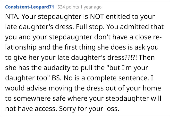 Mom Asks If She Was Wrong To Refuse To Let Her Stepdaughter Use Her Deceased Daughter’s Wedding Dress Mom Asks If She Was Wrong To Refuse To Let Her Stepdaughter Use Her Deceased Daughter’s Wedding Dress