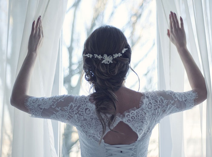 Mom Asks If She Was Wrong To Refuse To Let Her Stepdaughter Use Her Deceased Daughter’s Wedding Dress Mom Asks If She Was Wrong To Refuse To Let Her Stepdaughter Use Her Deceased Daughter’s Wedding Dress