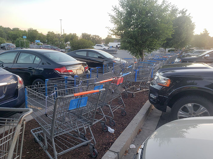 Dear Walmart Shoppers. Please Don't Do This. It Makes Us Cart Pusher's Jobs 10 Times Harder