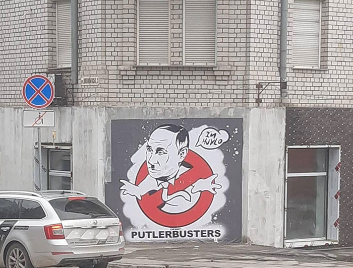 Putlerbusters, o los Cazaputins