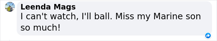 Woman Is Frozen In Place After Seeing Her Mom Enter The Classroom She’s Teaching After 11 Months Of Deployment Woman Is Frozen In Place After Seeing Her Mom Enter The Classroom She’s Teaching After 11 Months Of Deployment