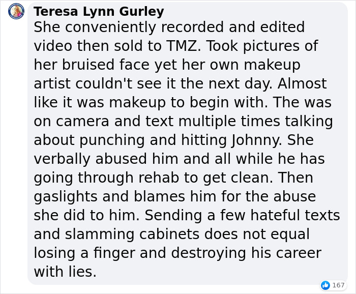 Johnny Depp’s Fan Brought Two Emotional Support Alpacas Outside The Court To “Brighten His Day” Johnny Depp’s Fan Brought Two Emotional Support Alpacas Outside The Court To “Brighten His Day”