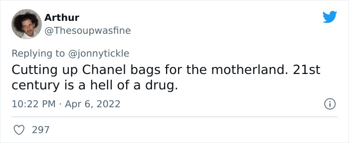 Russian Influencers Are Destroying Chanel Bags In Protest Of Sales Ban, The Internet Puts Them In Place By Reminding About The War That's Still Going On Russian Influencers Are Destroying Chanel Bags In Protest Of Sales Ban, The Internet Puts Them In Place By Reminding About The War That's Still Going On