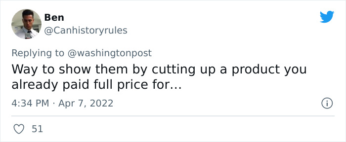 Russian Influencers Are Destroying Chanel Bags In Protest Of Sales Ban, The Internet Puts Them In Place By Reminding About The War That's Still Going On Russian Influencers Are Destroying Chanel Bags In Protest Of Sales Ban, The Internet Puts Them In Place By Reminding About The War That's Still Going On