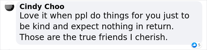 Keanu Reeves Turned Up At Sandra Bullock's Doorstep Unannounced With Champagne And Truffles After She Mentioned She'd Never Had Them Keanu Reeves Turned Up At Sandra Bullock's Doorstep Unannounced With Champagne And Truffles After She Mentioned She'd Never Had Them