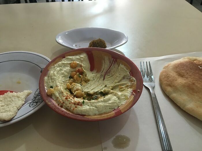 Uncooked Chickpeas And Hummus Don't Mix