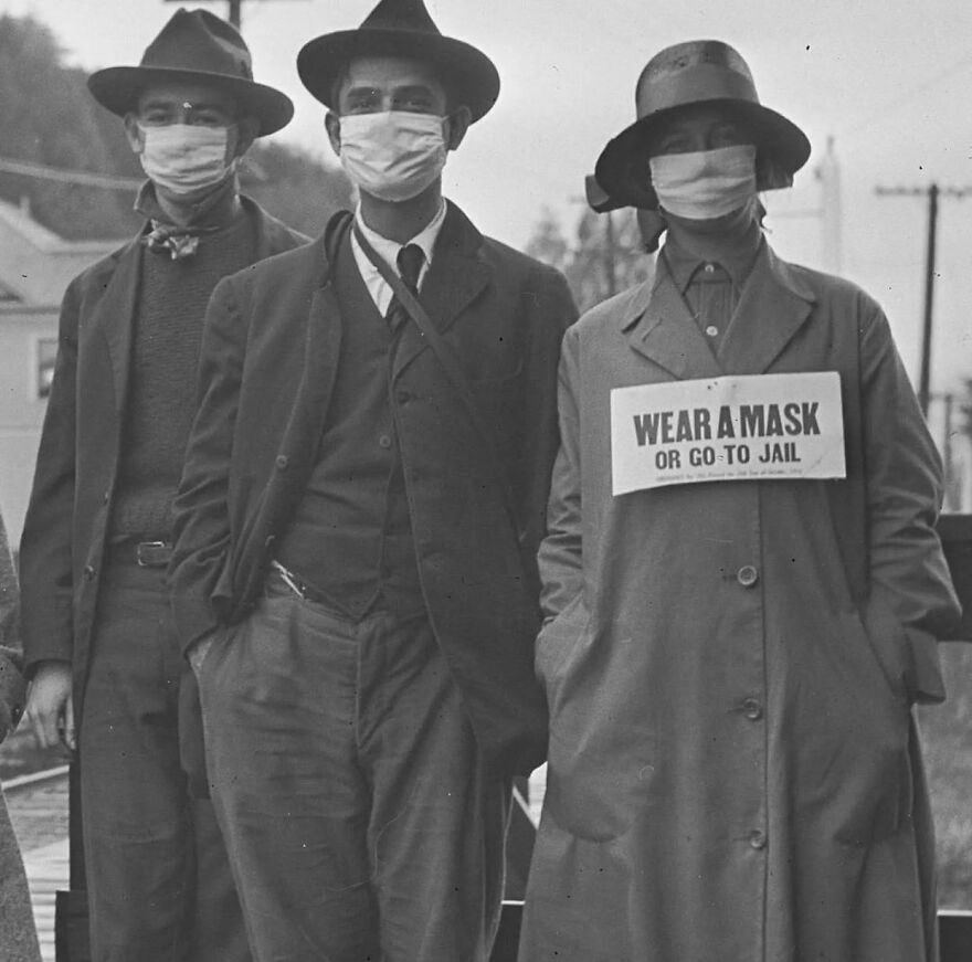 This Instagram Account Features Amusing Street Photographs And Has More Than 500 Thousand Followers (95 New Pics)