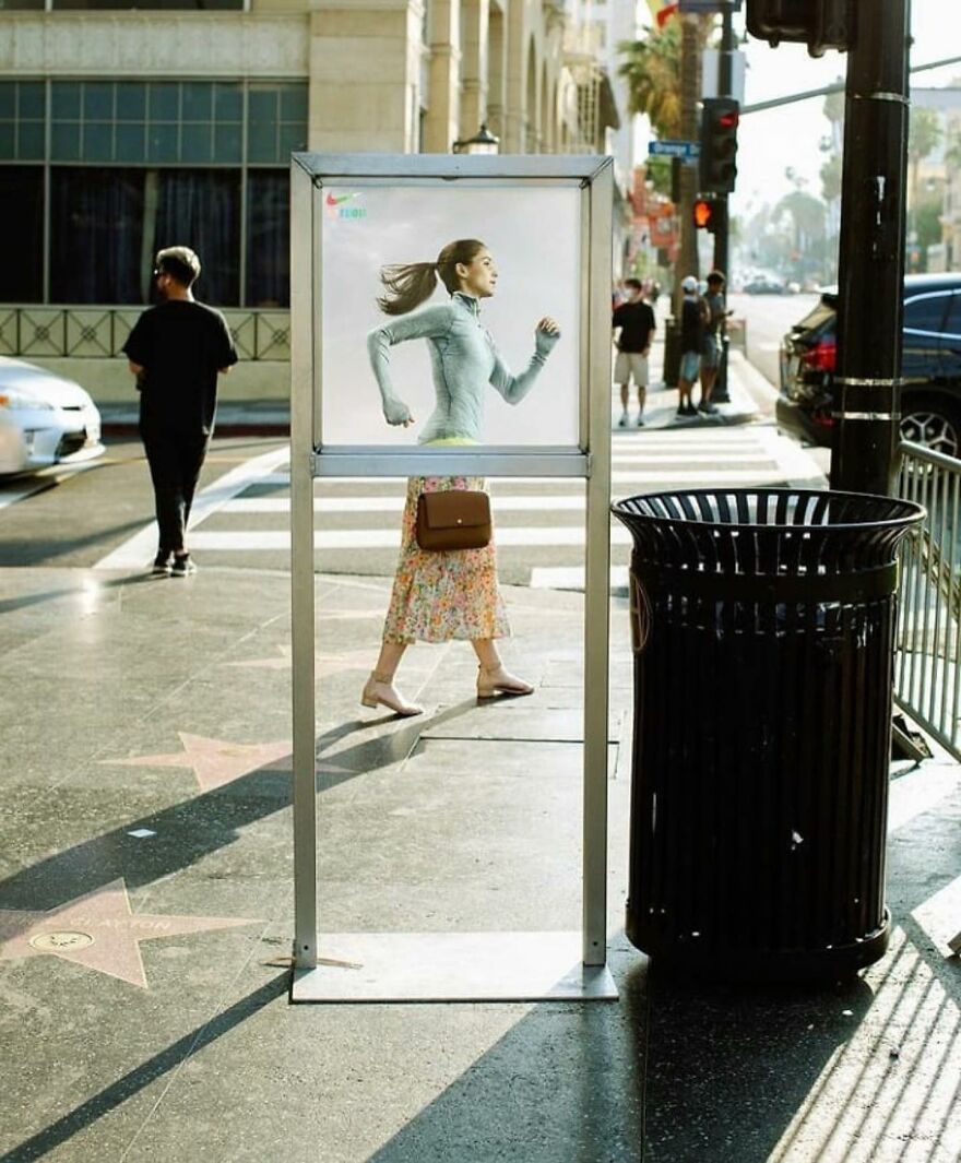 This Instagram Account Features Amusing Street Photographs And Has More Than 500 Thousand Followers (95 New Pics)