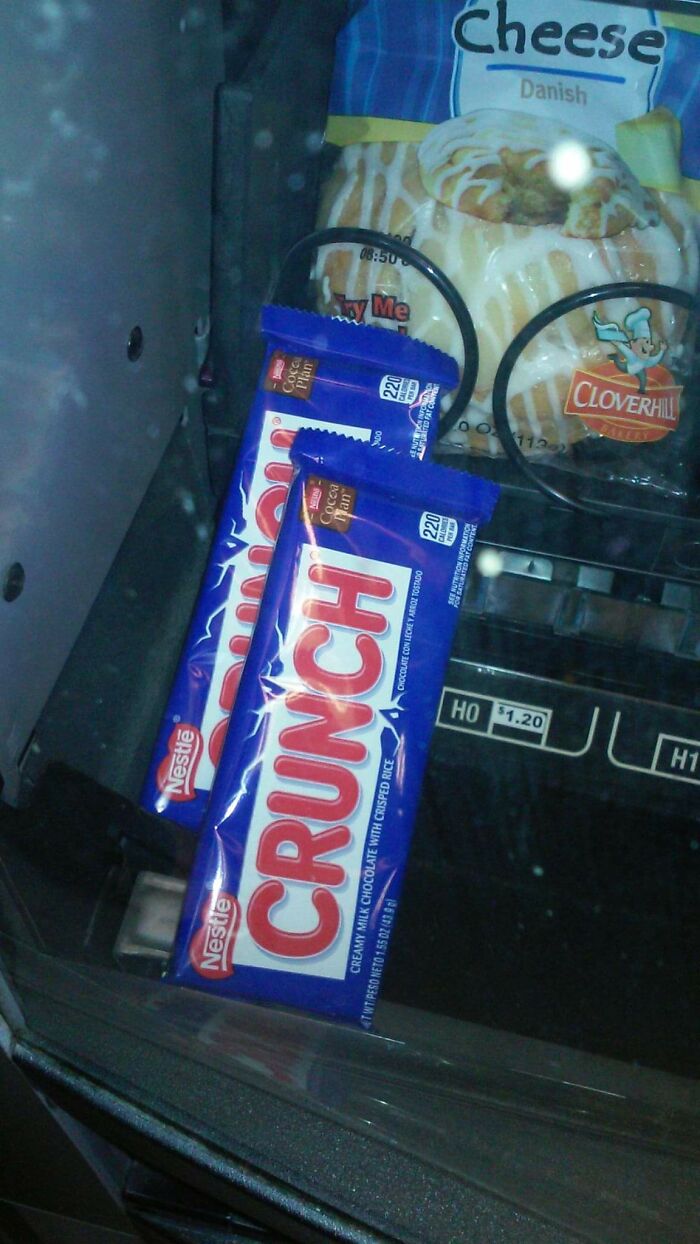 I Was 8 Months Pregnant And Just Wanted A Chocolate Bar From The Vending Machine At Work