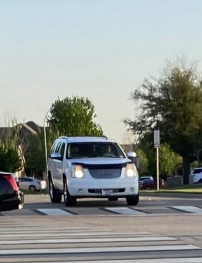 This Car Looks Like A Face With A Unibrow And Buckteeth…