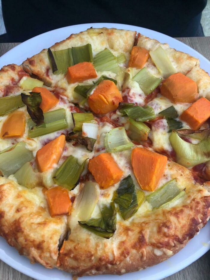 I Ordered Veggie Pizza And Got This