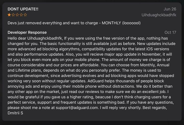 Idiot Puts Review With Fake Detailson An Amazing Adblock App