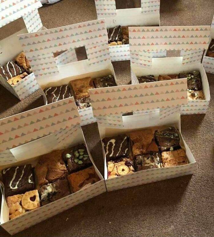 I Was Low On Cash This Christmas So I Made Brownie Boxes For Family