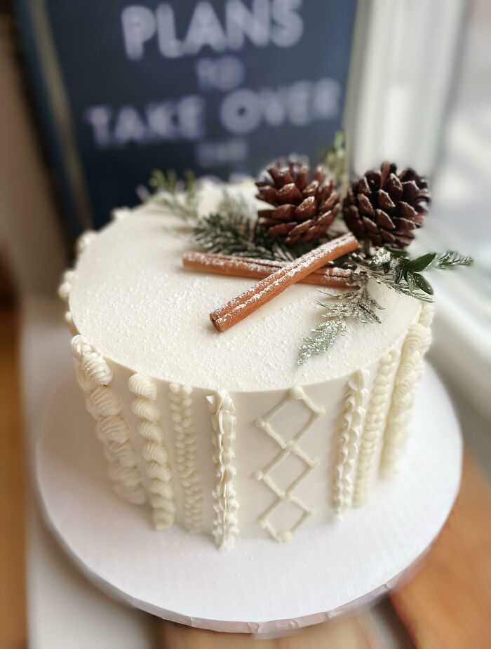 Wintery Knitted Sweater Cake! 