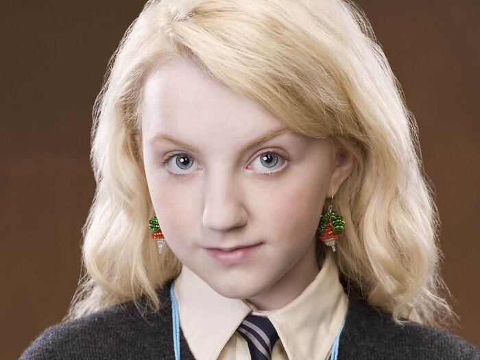 Para “Harry Potter y la Orden del Fénix” (2007), la actriz que interpretó a Luna Lovegood hizo ella misma los pendientes de rábano que lleva su personaje en la película