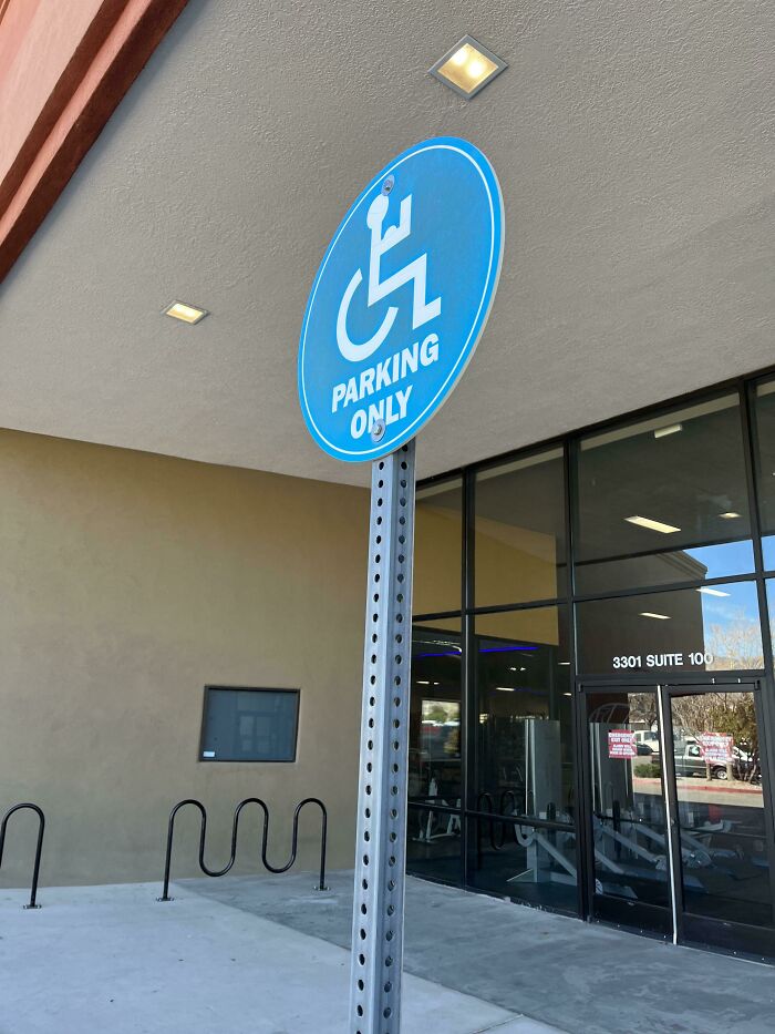 My Local Gym Gave The Handicap Drawing A Noticeable Bicep